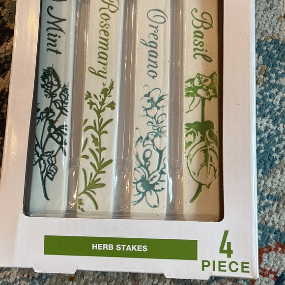 New in Package Garden Party indoor/outdoor herb stakes - Picture 4 of 4
